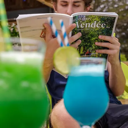 Camping Ushuaia Villages Le Parc De La Greve LʼAiguillon-sur-Vie