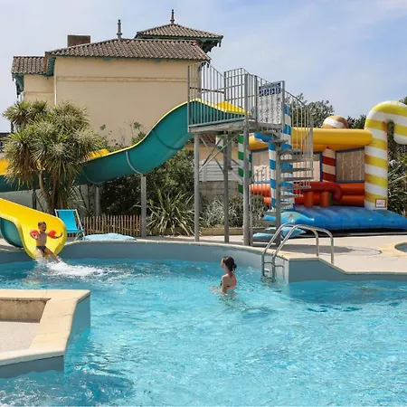 Campsite Ushuaia Villages Le Parc De La Greve